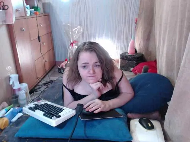 Live sex webcam photo for Julia-79 #290820809