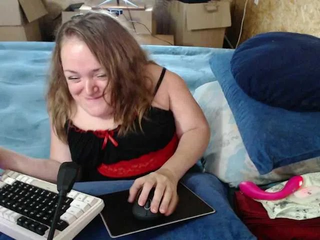 Live sex webcam photo for Julia-79 #291641439