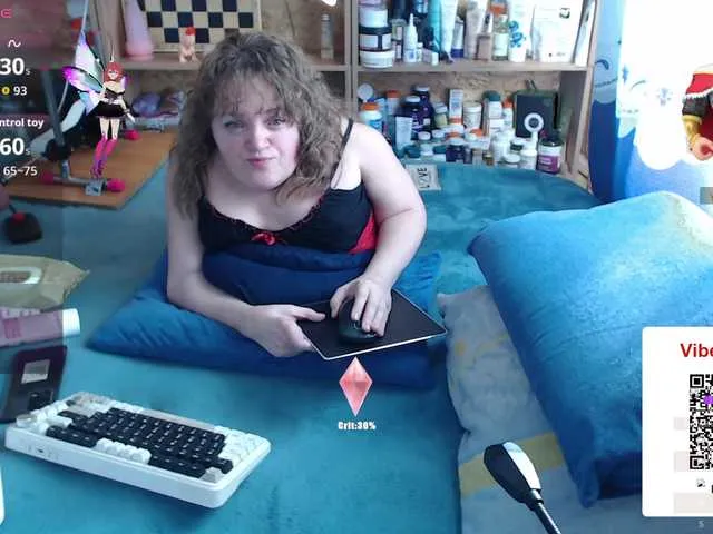 Live sex webcam photo for Julia-79 #292094478