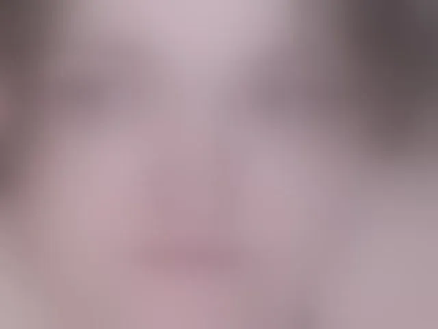 Live sex webcam photo for Julia-79 #293044318