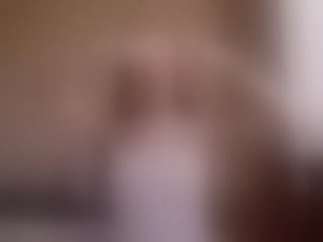 Live sex webcam photo for Julia-Fox #293654894