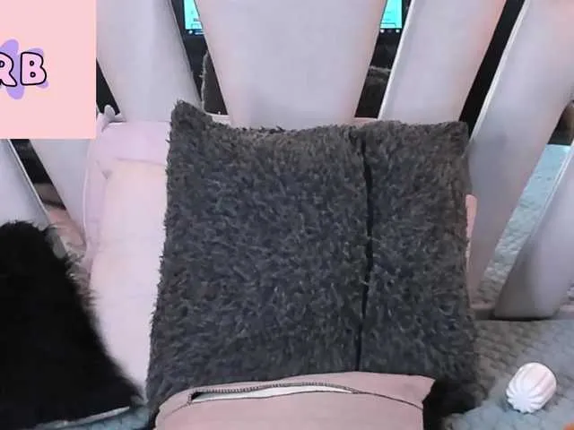 Live sex webcam photo for Julia-Rivera #271924012