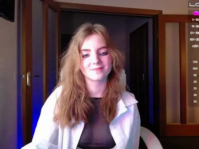 Live sex webcam photo for Julia44442 #275512891