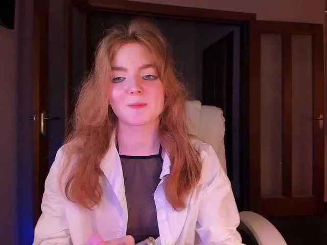 Live sex webcam photo for Julia44442 #275746754