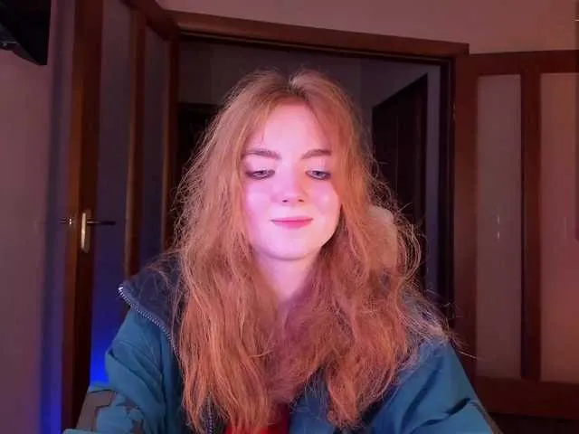 Live sex webcam photo for Julia44442 #275928164