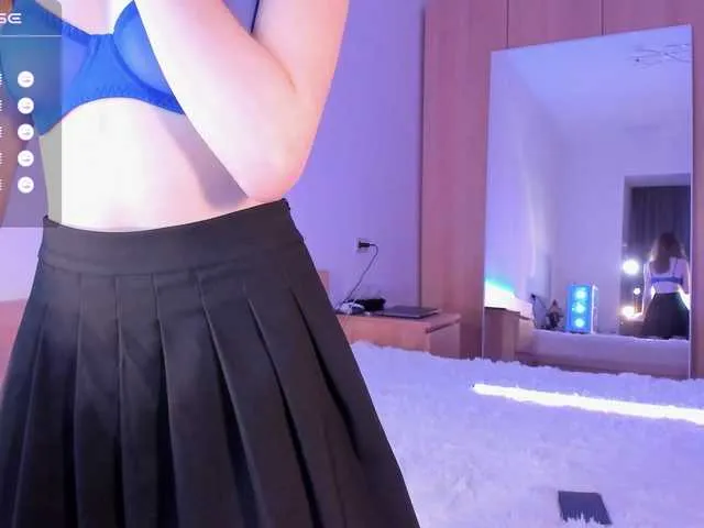 Live sex webcam photo for Julia44442 #276172021