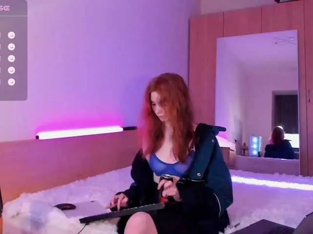 Live sex webcam photo for Julia44442 #276229001