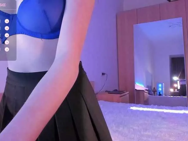 Live sex webcam photo for Julia44442 #276314272