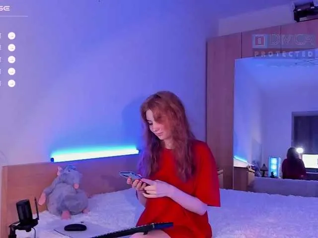 Live sex webcam photo for Julia44442 #276412449