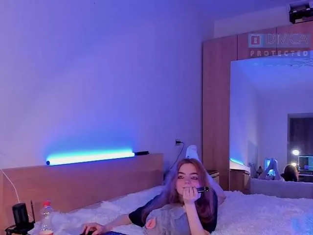 Live sex webcam photo for Julia44442 #276419787