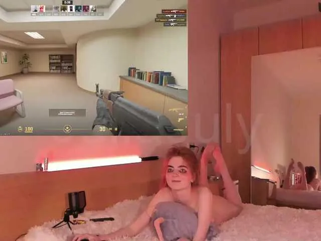 Live sex webcam photo for Julia44442 #276624537