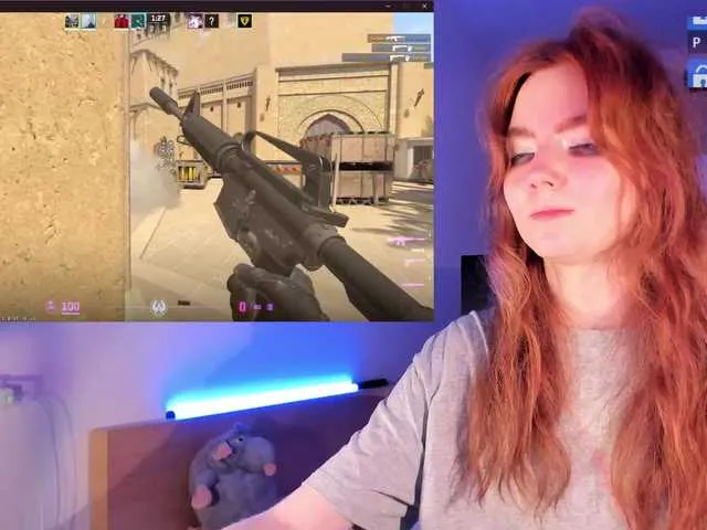 Live sex webcam photo for Julia44442 #276979806