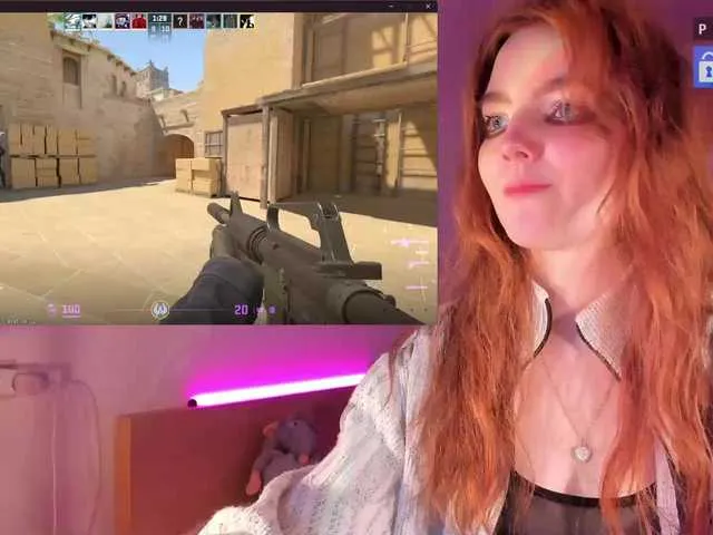 Live sex webcam photo for Julia44442 #277032140