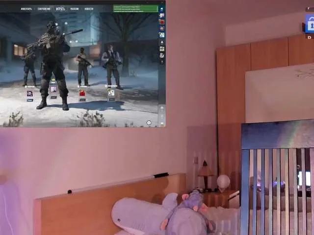 Live sex webcam photo for Julia44442 #277102724