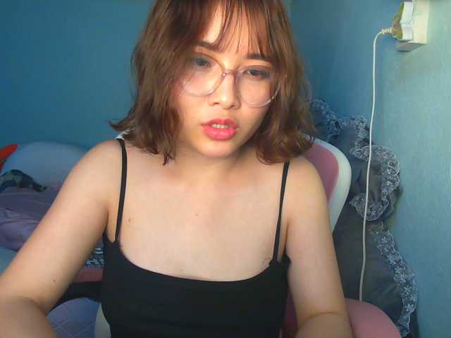 Live sex webcam photo for Julia98 #290602506