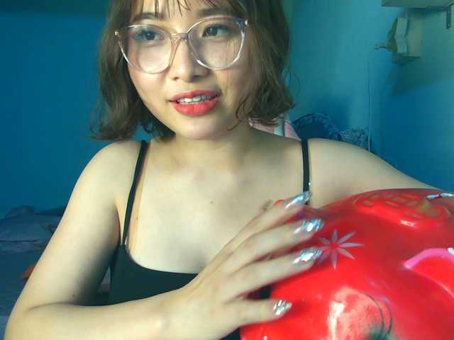 Live sex webcam photo for Julia98 #290605929