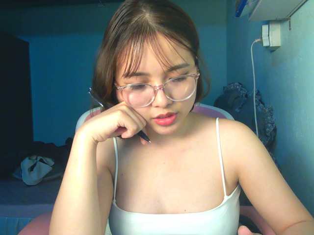 Live sex webcam photo for Julia98 #290690373