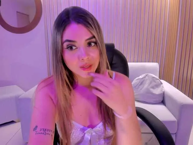 Live sex webcam photo for JuliaBaxter #276666457