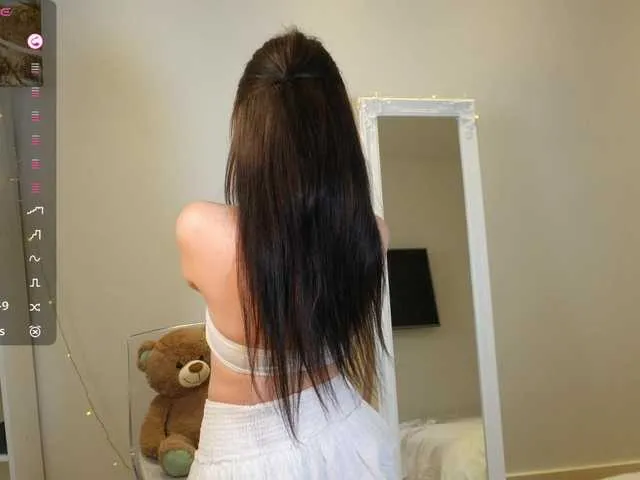 Live sex webcam photo for JuliaCarter #290842340