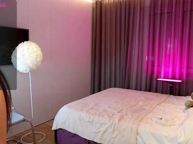 Live sex webcam photo for JuliaCarter #291401112