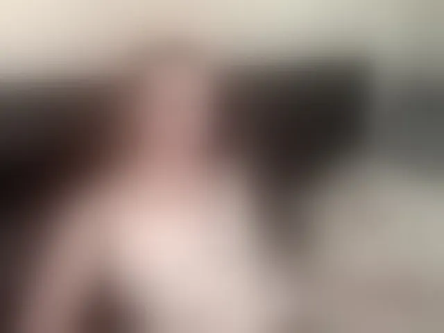 Live sex webcam photo for JuliaDoll #293206964