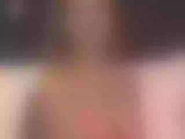 Live sex webcam photo for JuliaEyrie #289400363