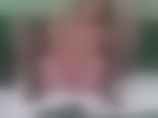 Live sex webcam photo for JuliaEyrie #291278857
