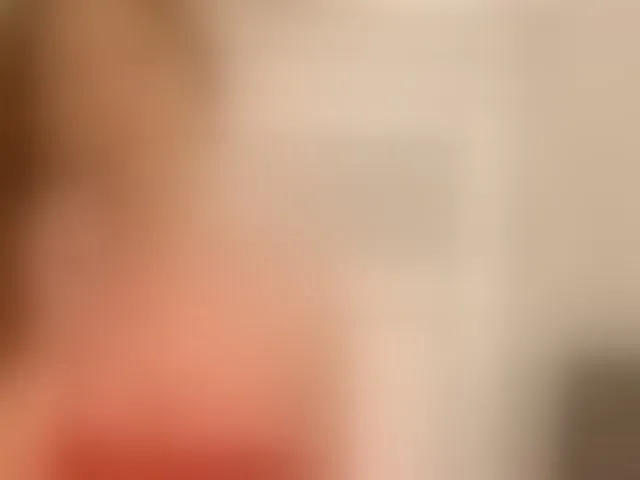 Live sex webcam photo for JuliaEyrie #292415499