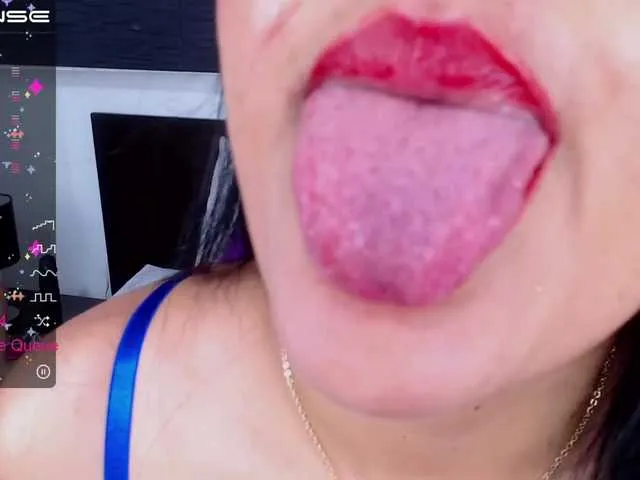 Live sex webcam photo for JuliaHaye #272559211