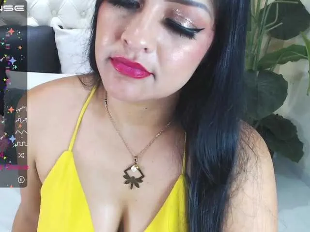 Live sex webcam photo for JuliaHaye #272650250