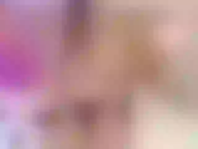 Live sex webcam photo for JuliaHaye #276839334