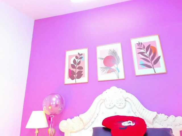 Live sex webcam photo for JuliaHaye #277177802