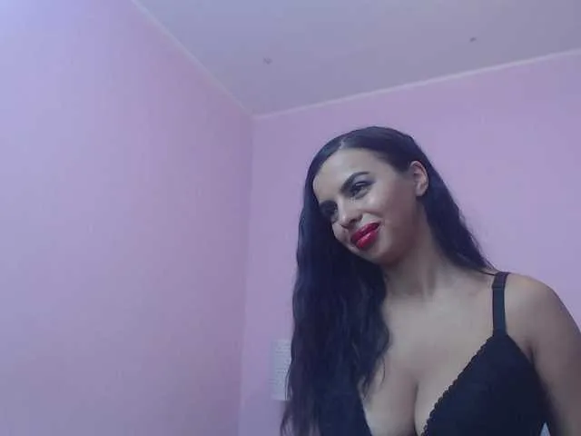 Live sex webcam photo for JuliaHayes90 #274232469