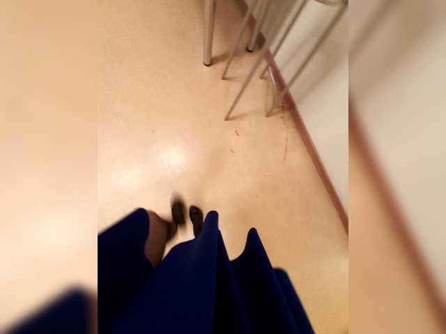 Live sex webcam photo for JuliaKiss-PH #276886407