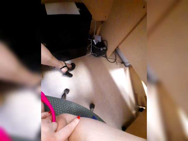 Live sex webcam photo for JuliaKiss-PH #277244030