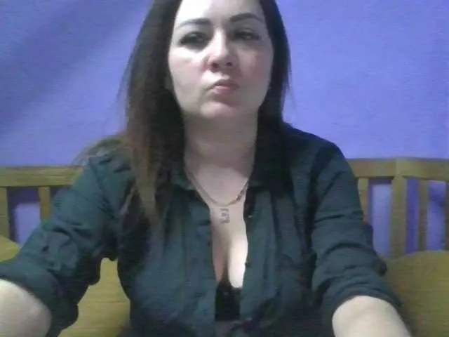 Live sex webcam photo for JuliaMorgans #275952126