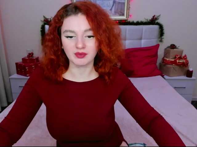 Live sex webcam photo for JuliaRedSun #277007111