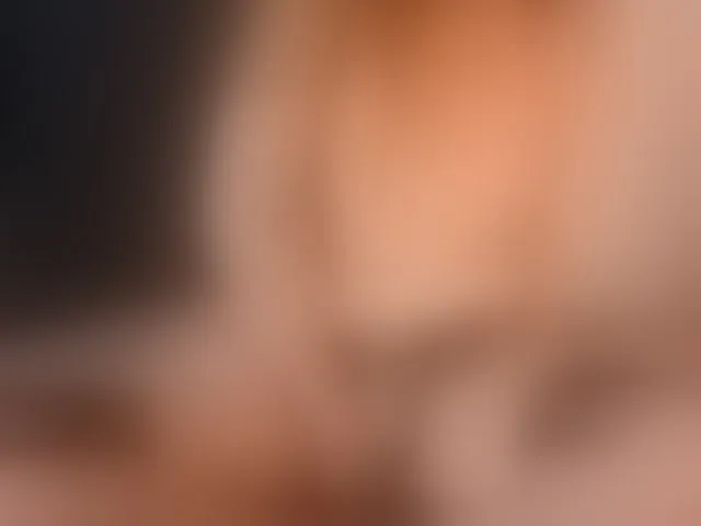 Live sex webcam photo for JuliaRee #274551774