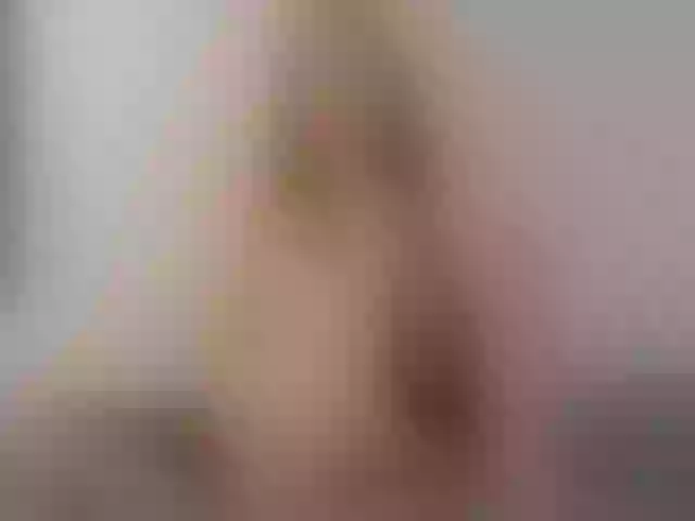 Live sex webcam photo for JuliaRee #274633844