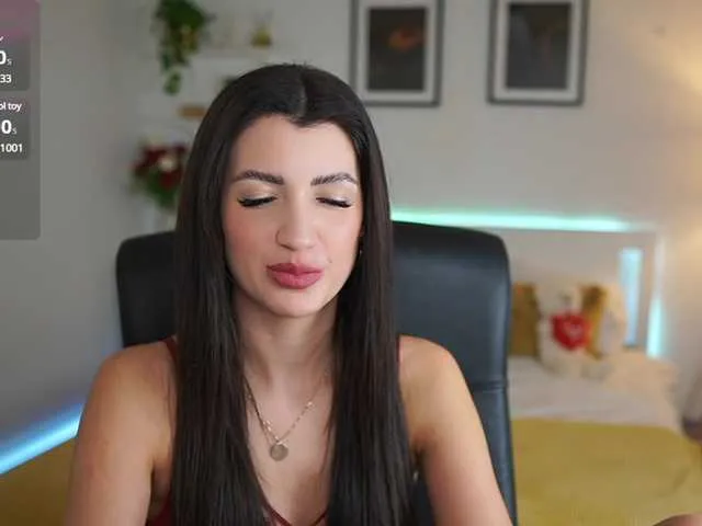 Live sex webcam photo for JuliaRocaa #290820366