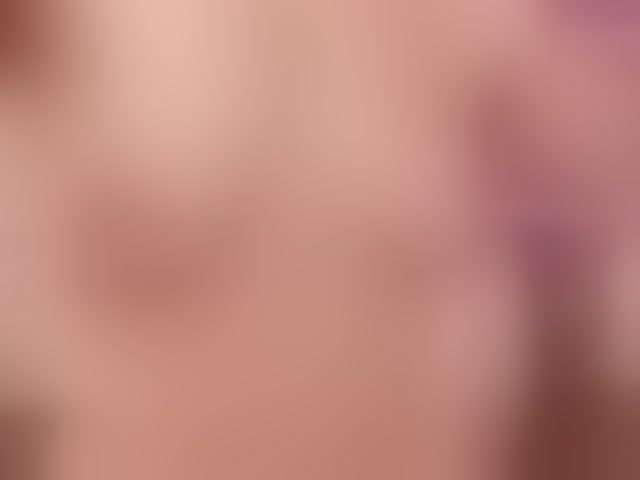 Live sex webcam photo for JuliaWhite #294146065