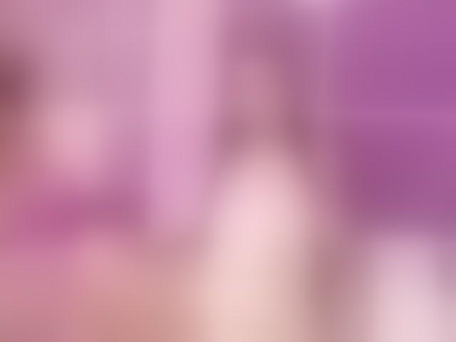 Live sex webcam photo for JuliaWhite #294151184