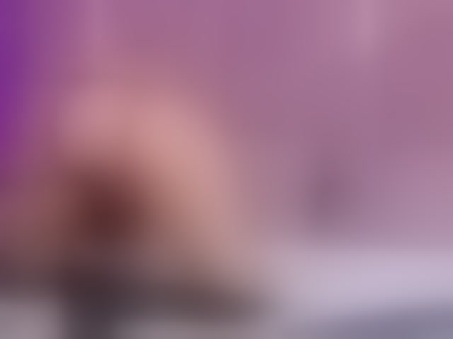 Live sex webcam photo for JuliahBlanc #294067242