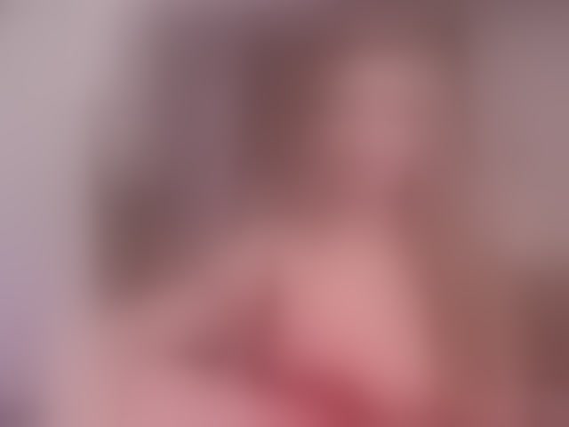 Live sex webcam photo for JuliahBlanc #294189228