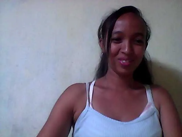 Live sex webcam photo for Juliahh #277879483