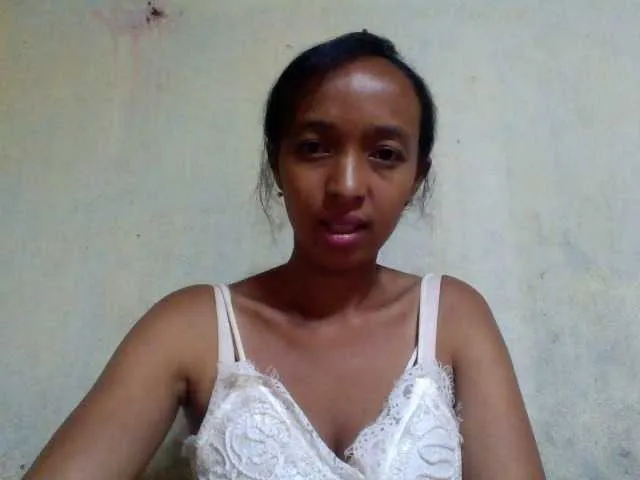 Live sex webcam photo for Juliahh #277899844