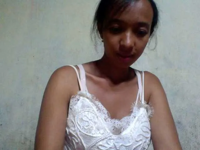 Live sex webcam photo for Juliahh #277902732