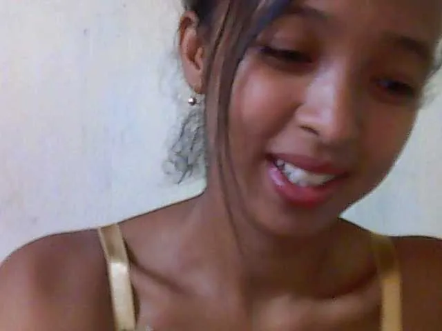 Live sex webcam photo for Juliahh #278138446