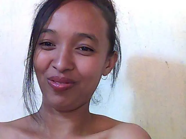 Live sex webcam photo for Juliahh #278219215