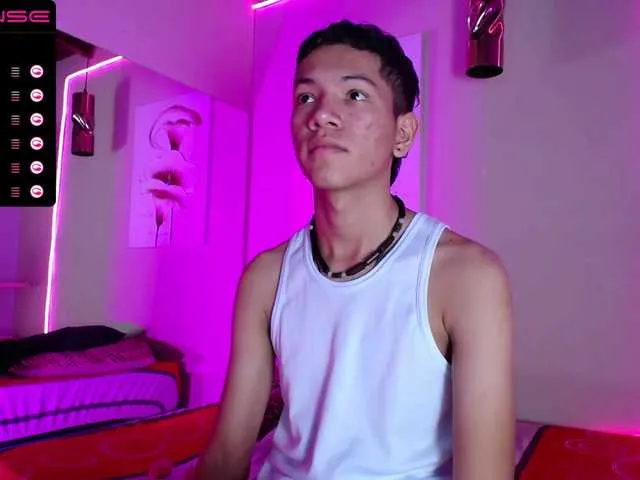 Live sex webcam photo for JulianRose- #273676178